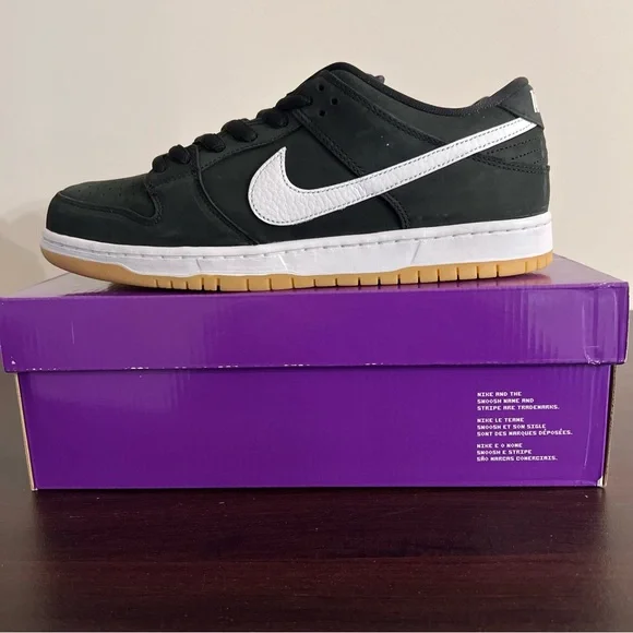 Dunk Low Sb Low Pro Black Gum Size 11.5Mens/13Womens Brand New$220 Or Best Offer Louis Vuitton Men Tshirt main image 4